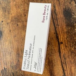 20W Rare Beauty Positive Light Tinted Moisturizer